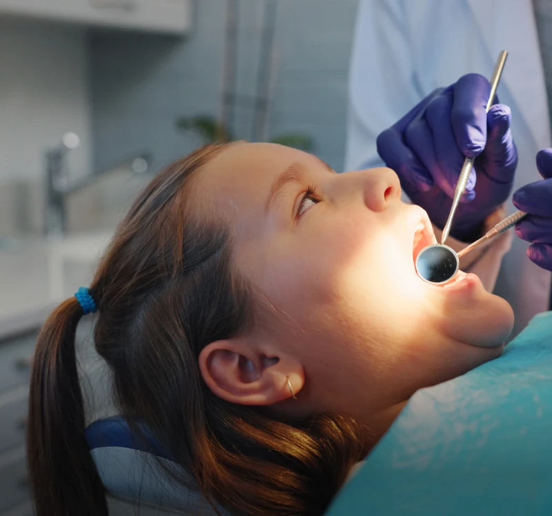Child at dentist's office check-up